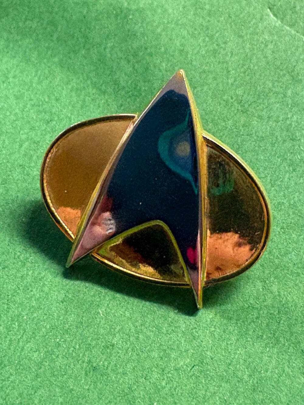STAR TREK Communicator Pin - Vintage 1988 The Hollywood Pins - 2" Size